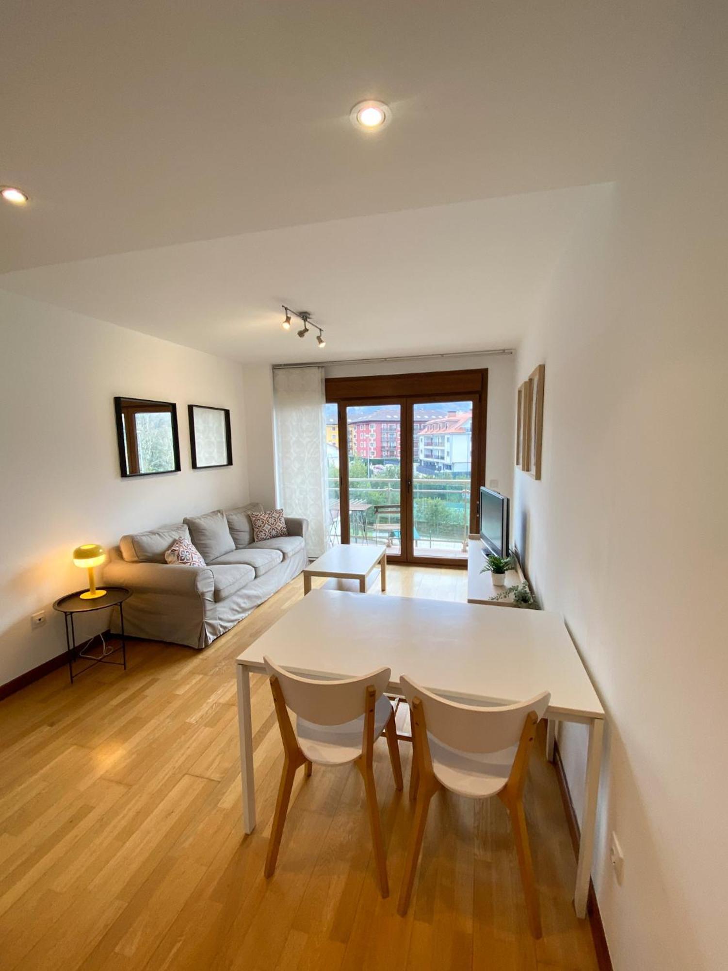 Puente Del Sella Apartment